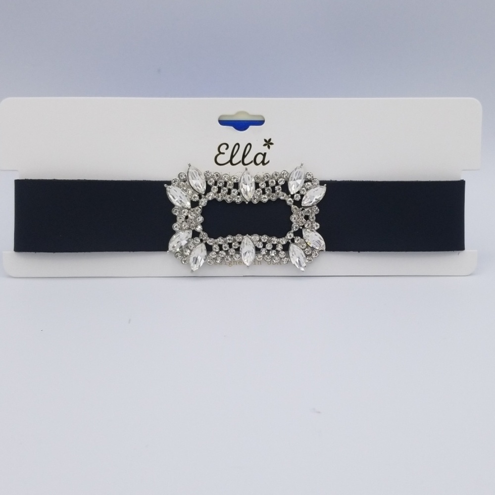 Black Choker with Large Middle Pendant